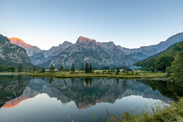 Fototapeta premium mountain lake reflection
