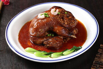 Chinese cuisine, Cantonese cuisine, Eight Treasure Duck