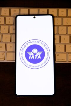 IATA - Associa&ccedil;&atilde;o Internacional de Transporte A&eacute;reo -International Air Transport Association - Organiza&ccedil;&atilde;o que representa, lidera e serve a ind&uacute;stria da avia&ccedil;&atilde;o.