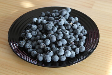blueberries on a plate