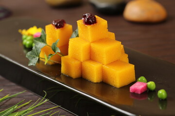 Chinese cuisine, Cantonese cuisine, rock sugar pumpkin
