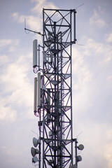 słup telekomunikacyjny, WiFi z antenami 