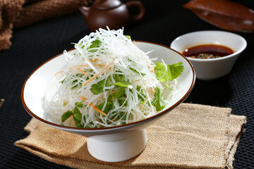 Chinese cuisine, Cantonese cuisine, cold mixed shredded radish