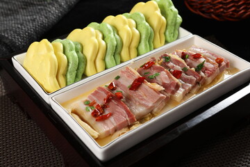 Chinese cuisine, Cantonese cuisine, knife board fragrant sandwich cake