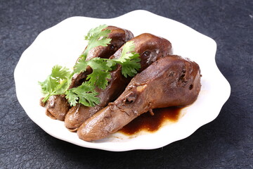 Chinese cuisine, Cantonese cuisine, braised duck head