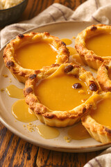 Delicious Golden Canadian Butter Tarts with Pecans