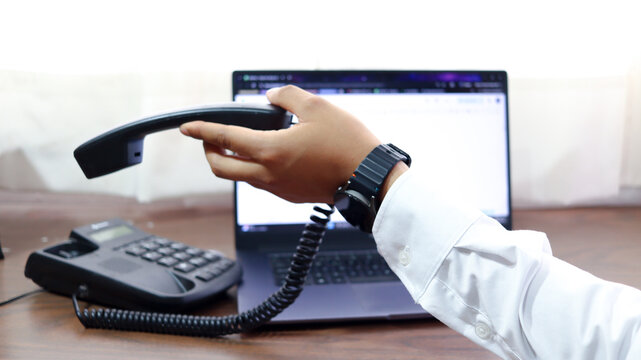 home ofice, trabajo remoto, extors&oacute;n telef&oacute;nica