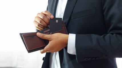 cartera vacía tarjeta de credito pago
