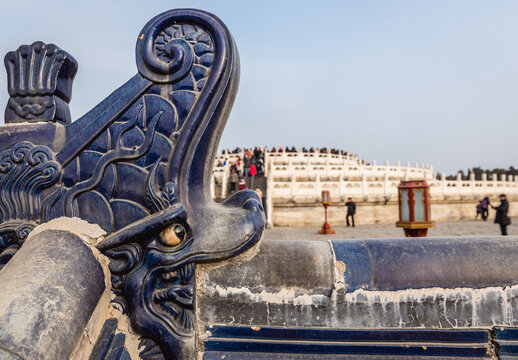 Fototapeta Wall with blue tiles around Circular Mound Altar in Temple of Heaven, one of the mayor tourist attractions in Beijing, capital city of China