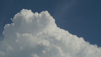 Big white clouds are spreading.