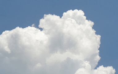 Big white clouds are spreading.