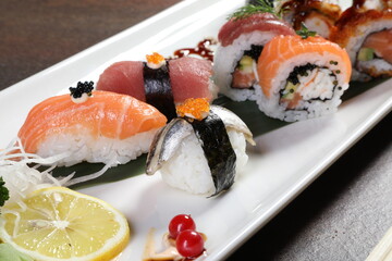 food zucchine melanzane mozzarella sushi gamberoni polpette ostriche patate tartare zeppoline...