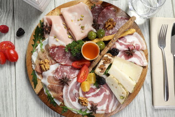 food zucchine melanzane mozzarella sushi gamberoni polpette ostriche patate tartare zeppoline...