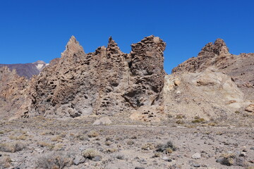 Fototapeta premium Felsformation Roques de GarcíaFels im Hochland Las Cañadas auf Teneriffa