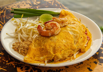 Pad thai noodles with shrimp