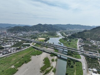 和歌山県の綺麗な蜜柑の丘をドローン空撮