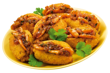 prato com receita brasileira de acarajé com camarão frito isolado em fundo transparente