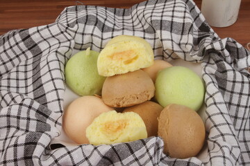 bread on basket