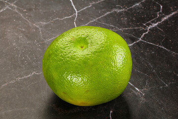 Green ripe fruit sweetie citrus