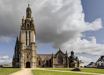Enclos paroissial de Pleyben dans le département du Finistère - Bretagne