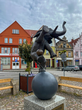 Trzebiat&oacute;w, Poland, May 9, 2025: Hansken the Elephant, symbol of the town of Trzebiat&oacute;w in Poland, depicted as a statue in the market square