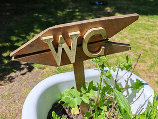 a toilet or WC sign
