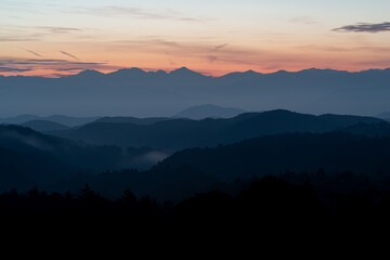 夜明け前の静かな時間	