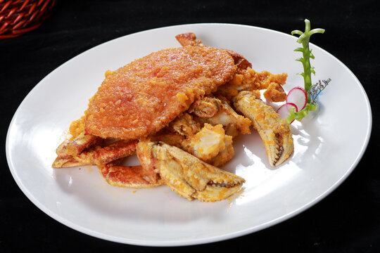 Chinese cuisine, Cantonese cuisine, salted egg yolk, white jade mushroom