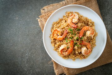 garlic fried rice with shrimps