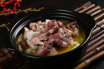 Chinese cuisine, Cantonese cuisine, salted duck pot dumplings