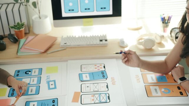 Teamwork Programers meeting for discussion data analysis for UX and UI programming for preparing for Generative AI Technology