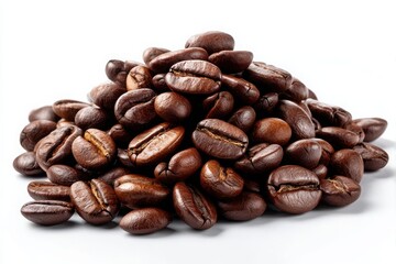 Naklejka premium Close up of a pile of roasted coffee beans isolated on white background
