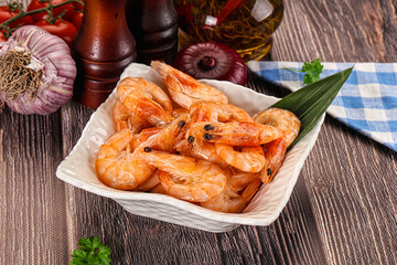 Steamed red prawn with spices