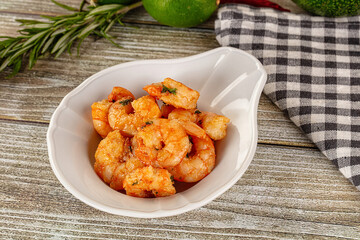Roasted shrimps in the bowl