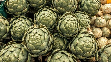 Obraz premium Nutrient-rich vegetables with seasoning on colorful market display