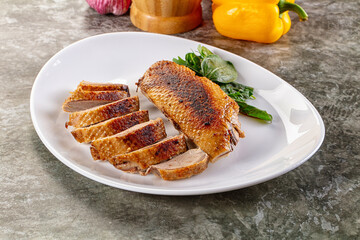Roasted duck breast with slices