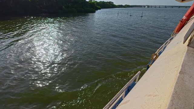 Marine Drive Kochi, promenade in Kochi, kochi port, Ernakulam kerala, Vasco da Gama Square, cochin port, passenger boat kochi, kerala tourism, kerala tourism spots, Laccadive Sea, Arabian Sea. ships