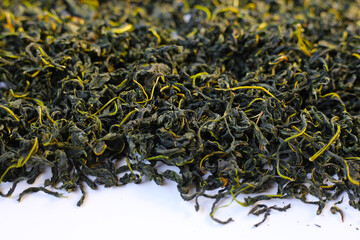 Dried mulberry leaves, commonly used for herbal tea and traditional remedies.