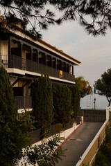 luxury house in susneton the hill