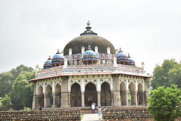 Delhi's Humayun's Tomb hides a gem: Isa Khan's Tomb. Red sandstone whispers of the Sur dynasty...