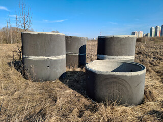 Reinforced concrete rings of different diameters for the construction of wells