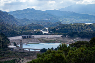 Guadalhorce reservoirs are group of six reservoirs on the middle course of the Guadalhorce River...
