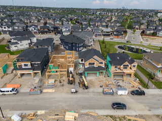 Aerial view of new home construction in Aspen Estates.