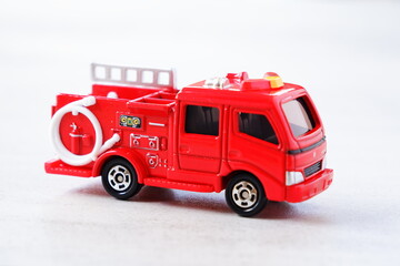 消防車 -...