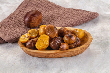 Roasted sweet natural organic shestnut