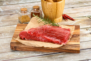 Raw beef flesh for cooking