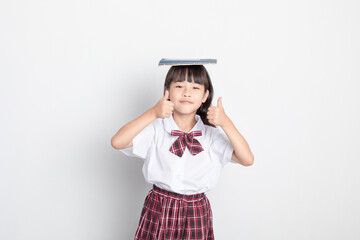 A naive and adorable Chinese primary school student. 