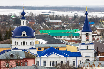 Obraz premium View on restored temple of the Prophet of God Elijah or Church of Elijah the Prophet in Zaraysk. Monument of architecture of the XIX centuries. Letters XB on belltower is a Christ is Risen greetings