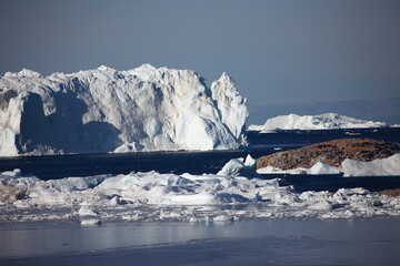 Greenland icebergs and the Arctic Ocean