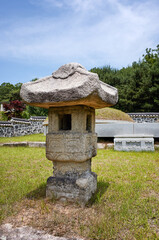 Sinhang grave is a tomb from the Joseon Dynasty.
